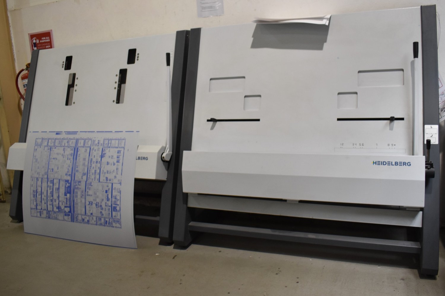 Lithographic press in operation