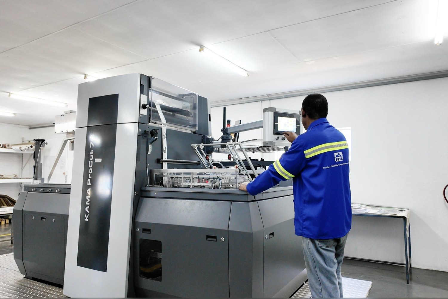 Special finishing equipment in operation